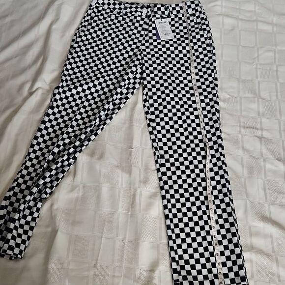 Black and White Checkered Golf Pants - Picture 13 of 16